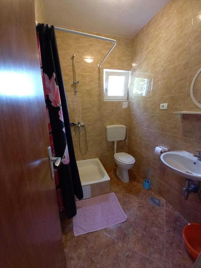 Apartments Vinko Sobra Bagian luar foto