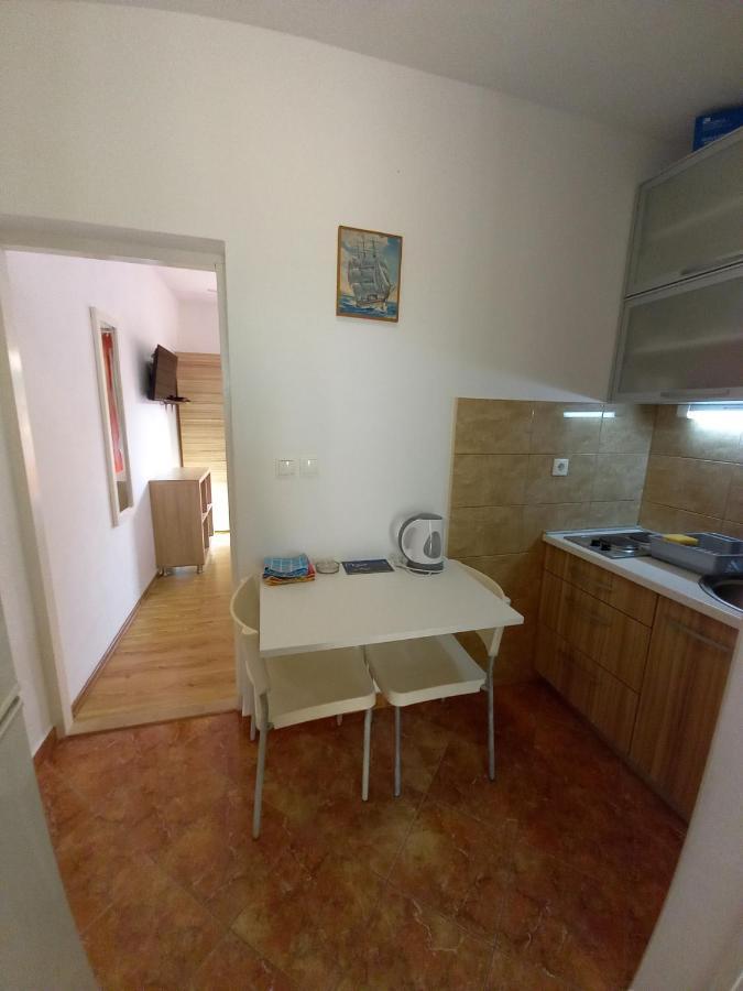 Apartments Vinko Sobra Bagian luar foto