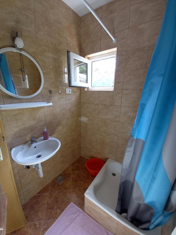 Apartments Vinko Sobra Bagian luar foto